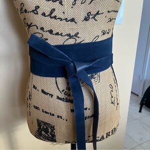 Chico’s Navy Blue Suede Leather Reversible Obi Wrap Tie Belt